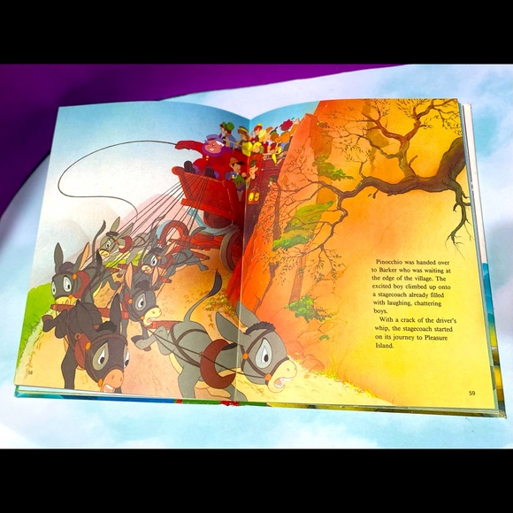 WALT DISNEY PINOCCHIO VINTAGE 1986 COLLECTABLE HARDCOVER BOOK GALLERY BOOKS 95p. - Picture 5 of 16